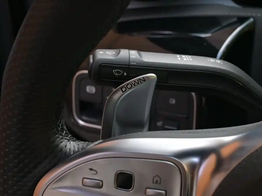 Mercedes-Benz A-Class AMG 2023 Model Year AMG A 35 L 4MATIC фото 38