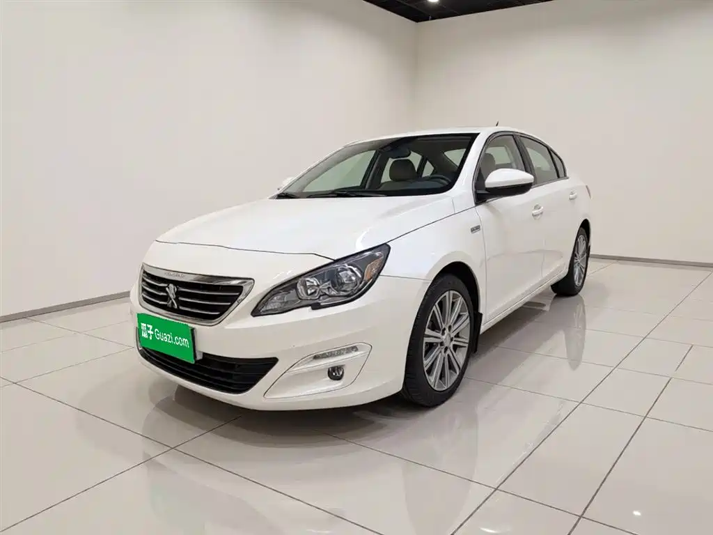 Peugeot 408 2016 1.6T Automatic Luxury Edition фото 2