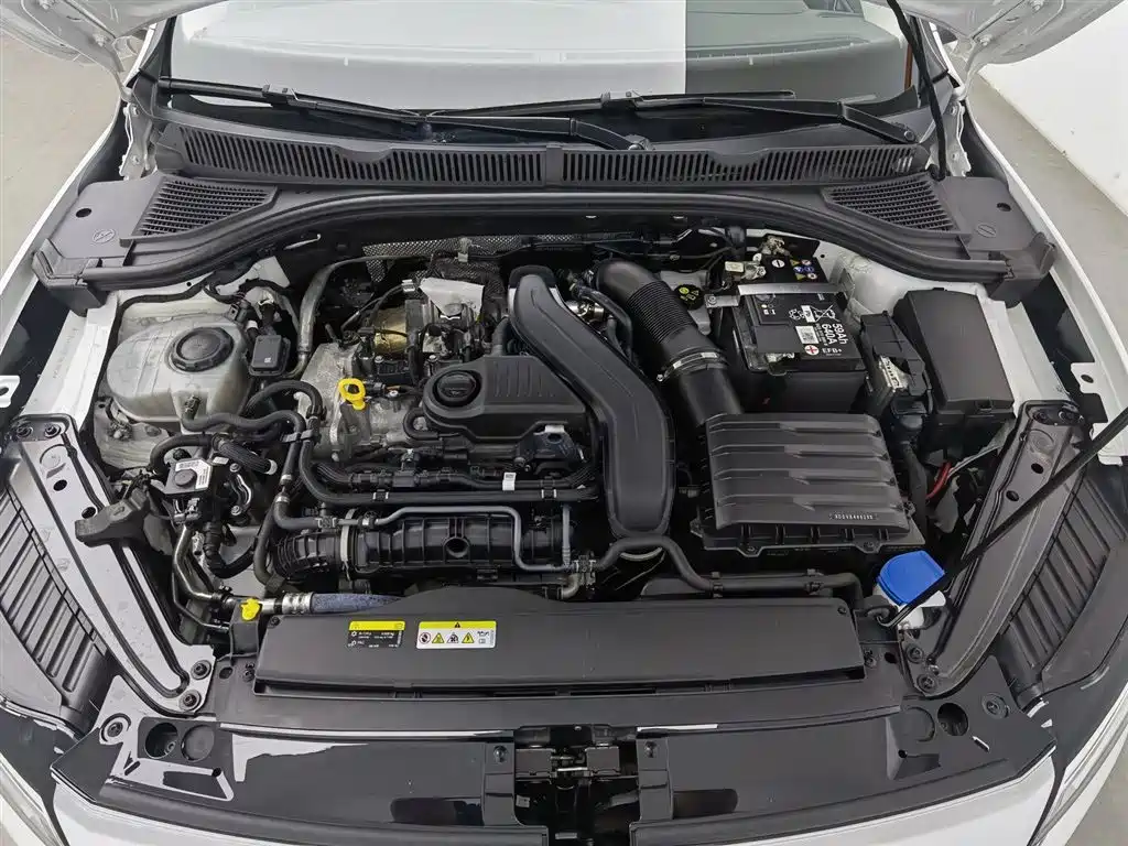 Volkswagen Sagitar 2023 300TSI DSG Surpassing Edition фото 6