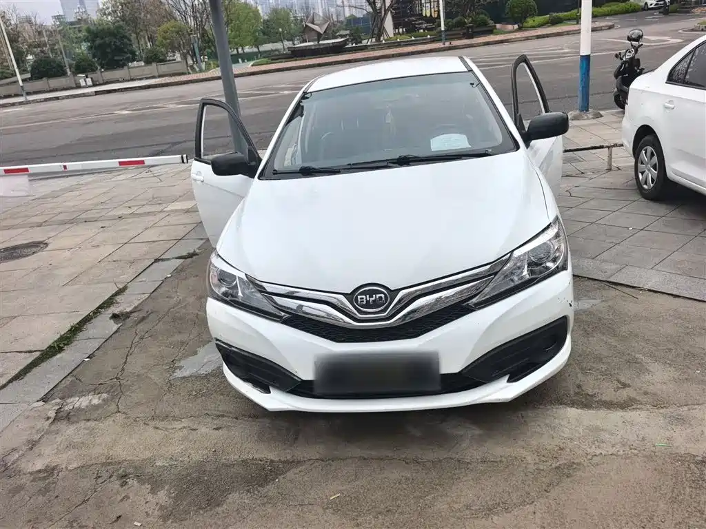 BYD F3 2020 1.5L Manual Premium Edition фото 3