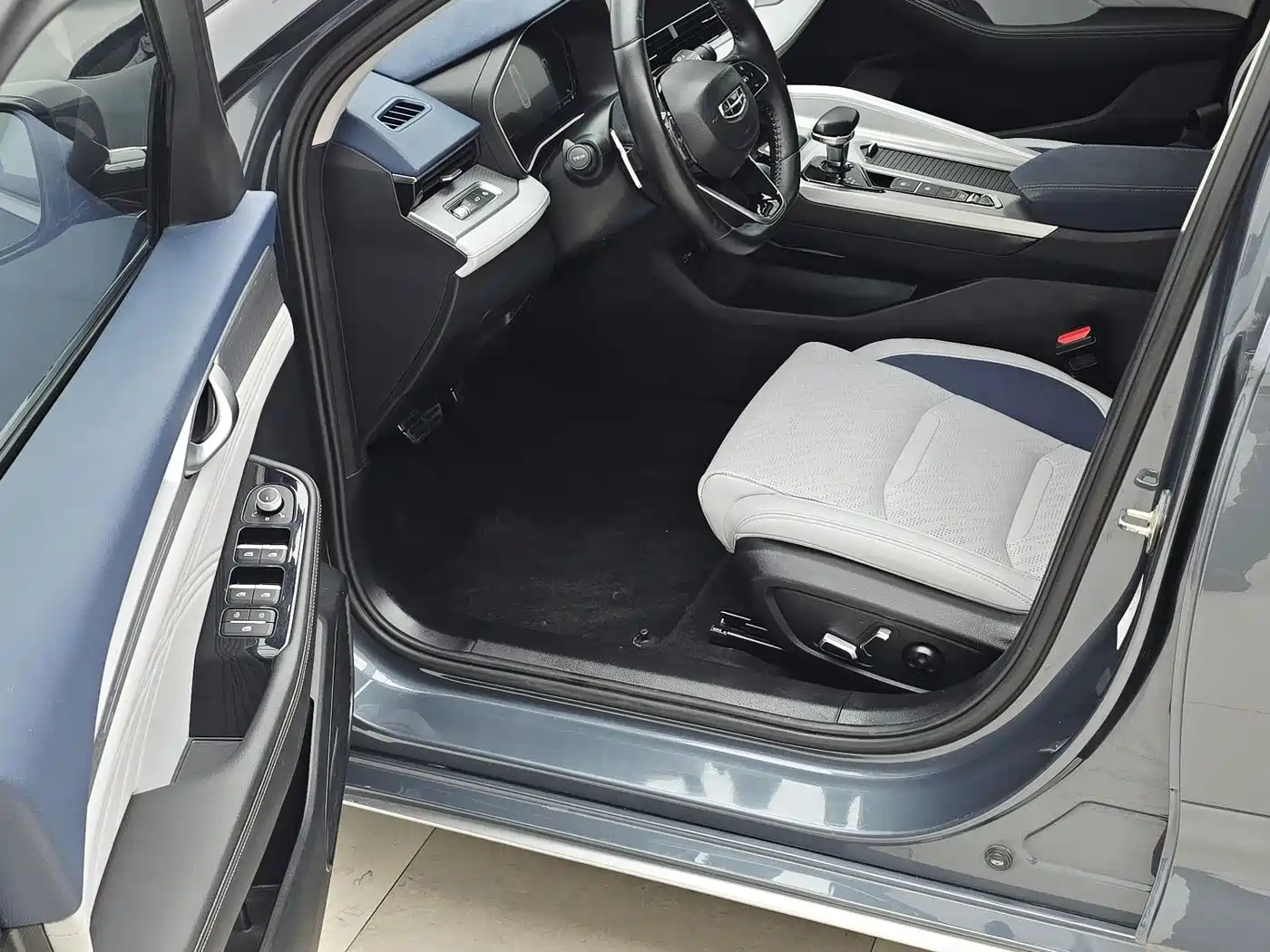 GEELY AUTOMOBILE XINGRUI