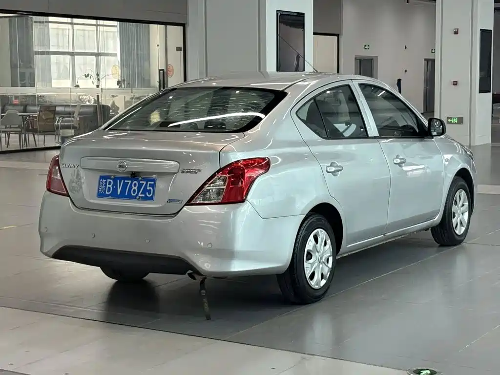 Nissan Sunny 2016 2015 1.5XE Manual Comfort