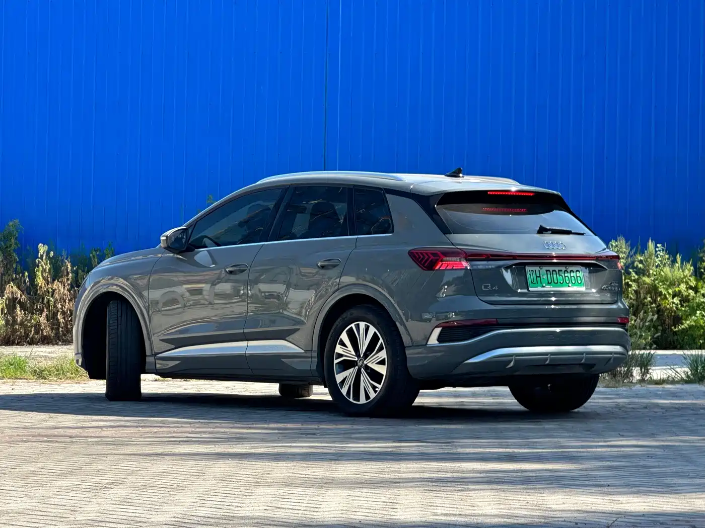 Audi Q4 e-tron 2023 2023 40 e-tron Pioneer Edition