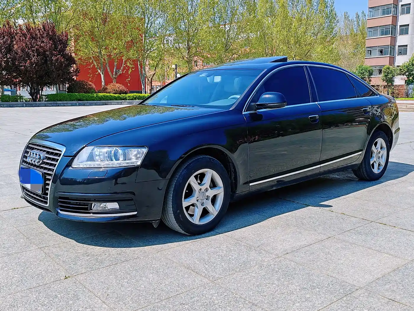 Audi A6L 2010 2.0 TFSI Automatic Standard фото 8