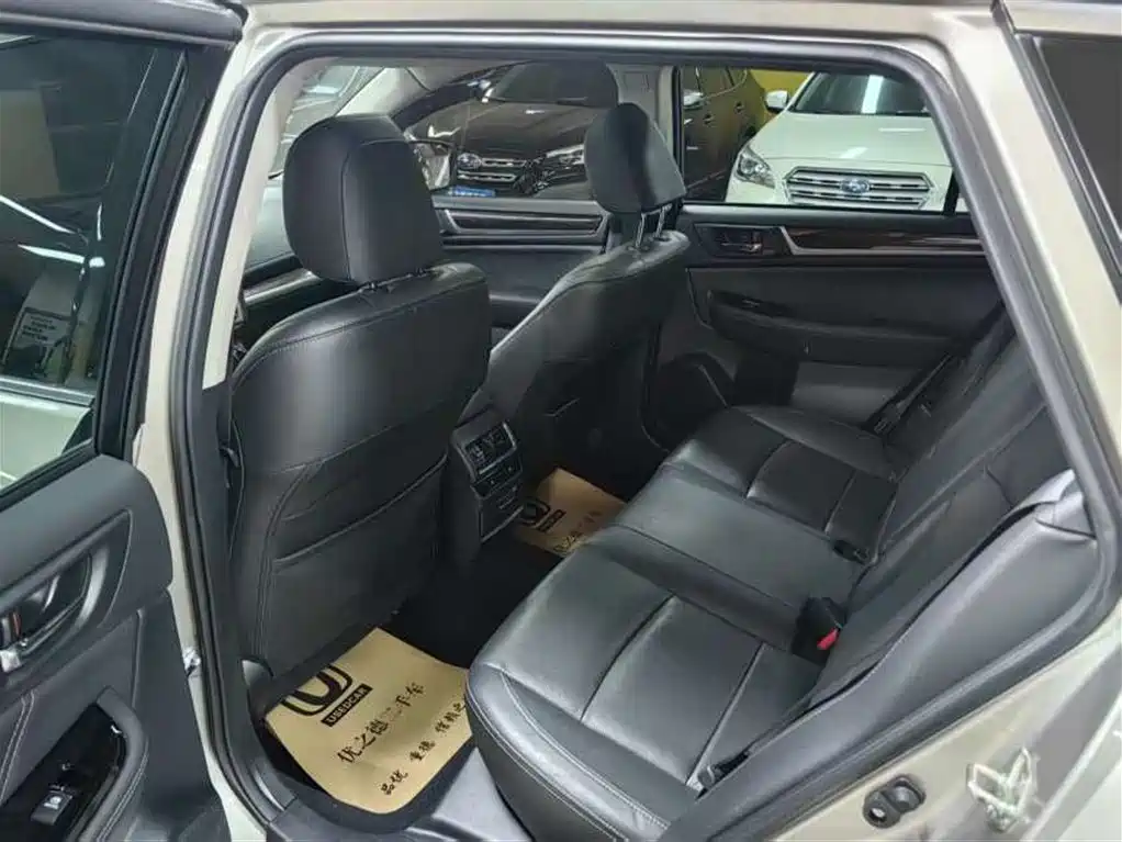 Subaru Outback 2017 2.5i Luxury Navigation Edition EyeSight фото 11