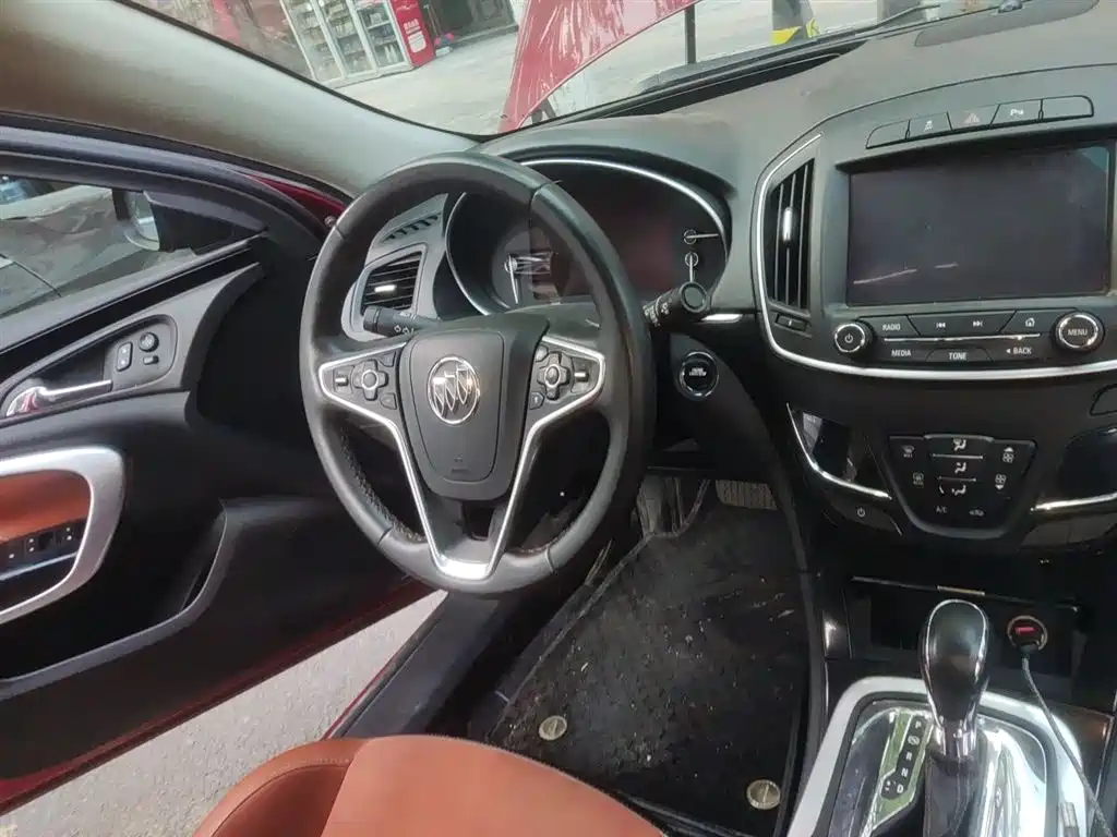 Buick Regal 2015 1.6T Elite Tech Edition фото 7