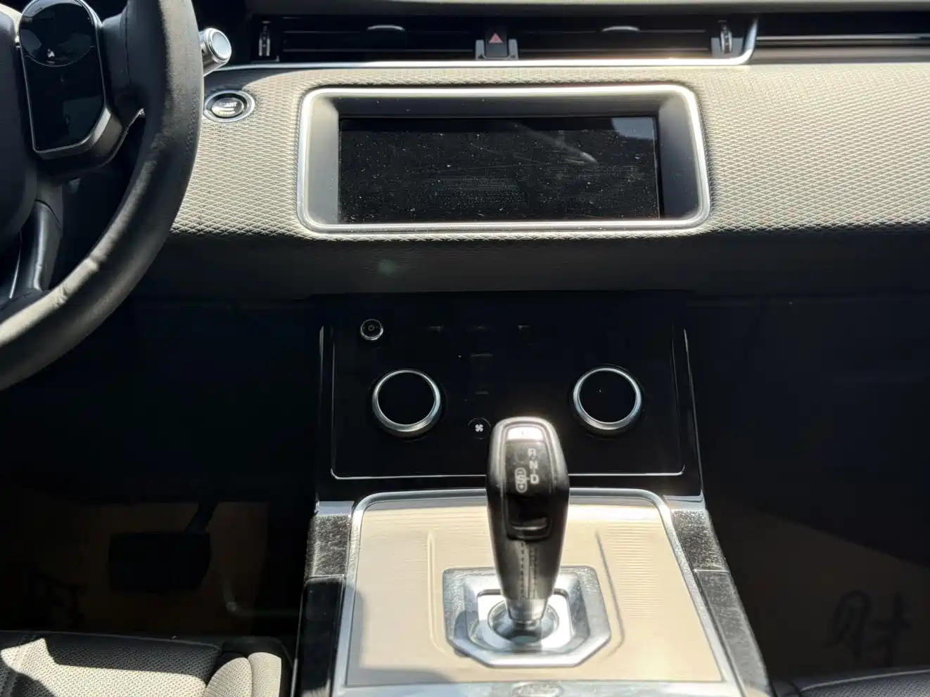 Land Rover Range Rover Evoque 2020 249PS R-DYNAMIC S Sport Edition фото 10
