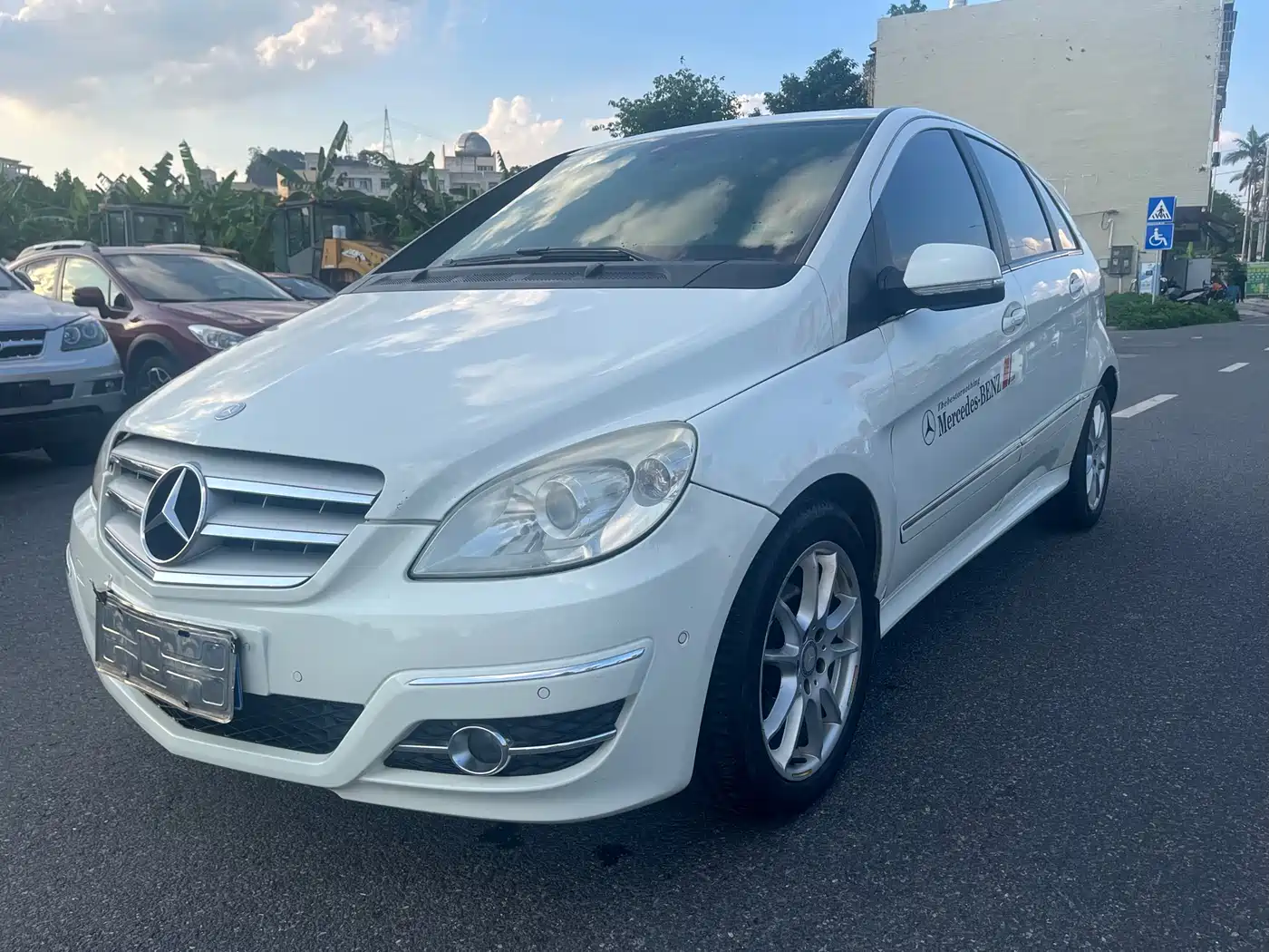 Mercedes-Benz B-Class 2009 B 200 Luxury