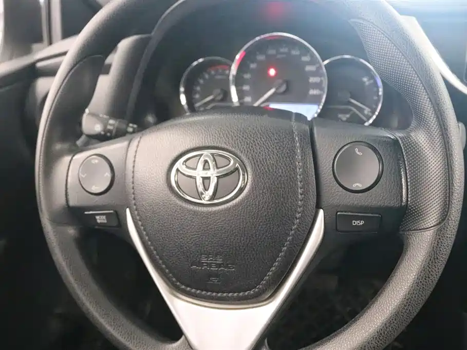 Toyota Levin 2017 Facelift 185T CVT Elite (China V) фото 6