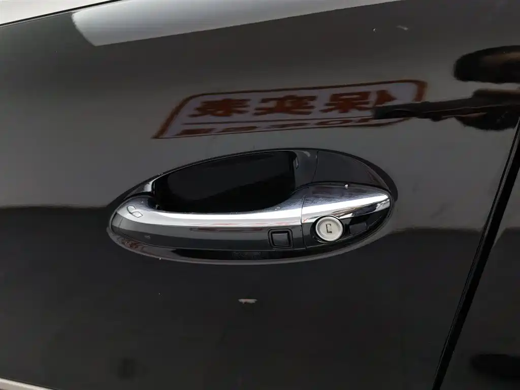 Mercedes-Benz GL-Class фото 18
