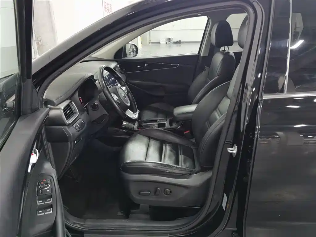 Kia Sorento 2015 Sorento L 2.4L Gasoline 4WD Elite 7-Seater China V фото 10