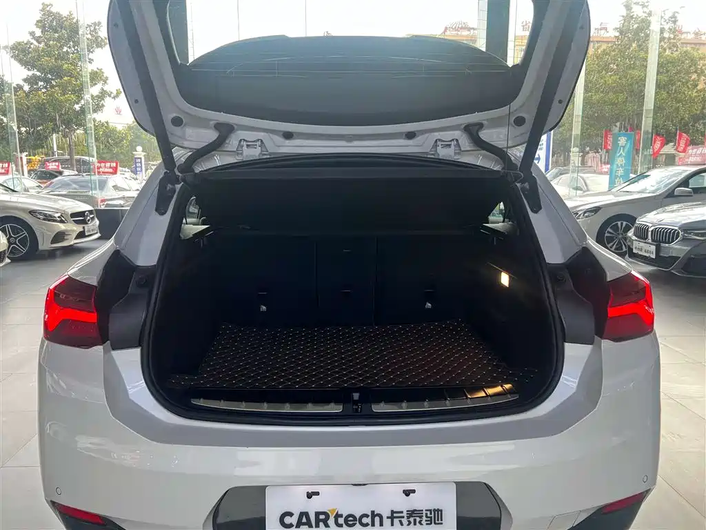 BMW X2 2023 xDrive 25i Radiance Edition фото 21