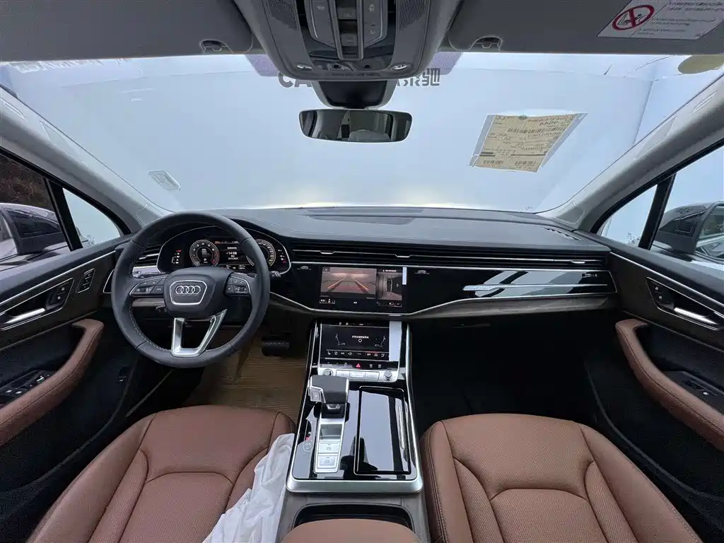 Audi Q7 2025 55 TFSI quattro S line Sport фото 8