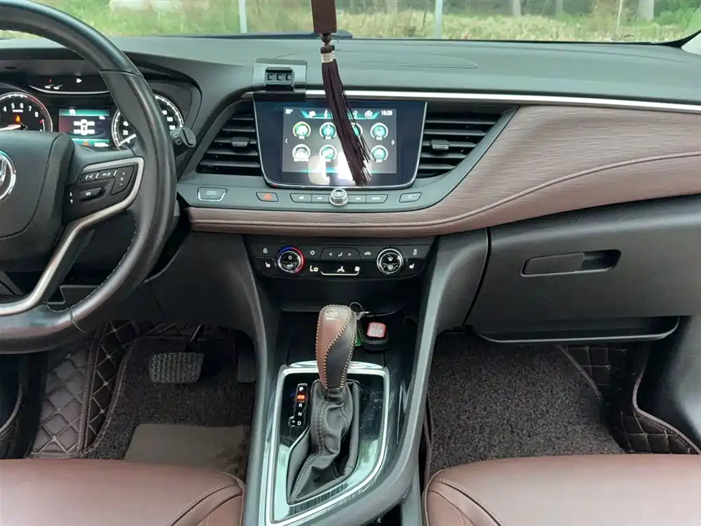 Buick GL6 2019 18T 6-seat Connected Luxury China VI фото 6