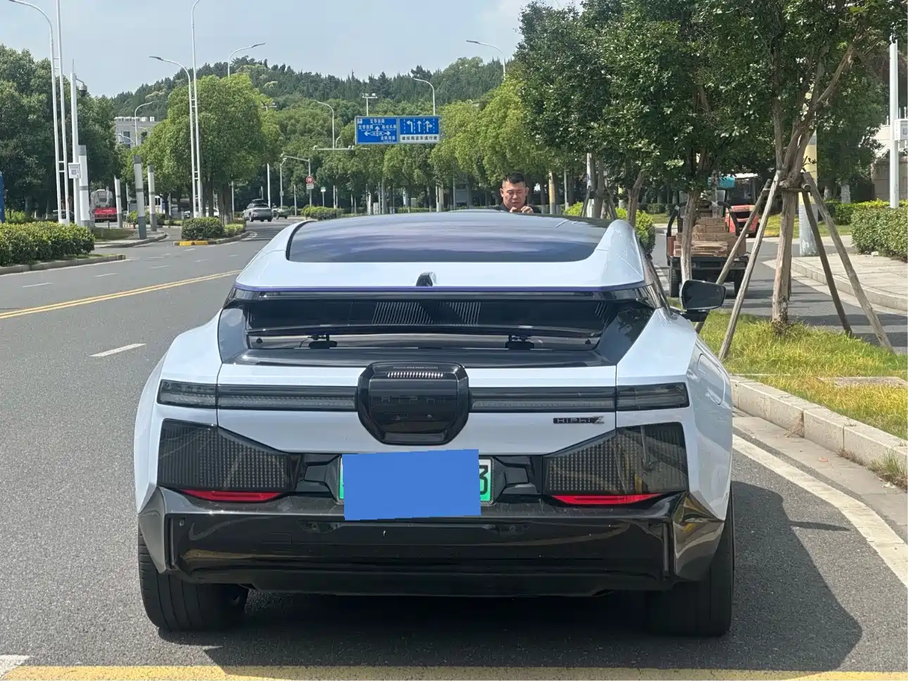 2023 HiPhi Z