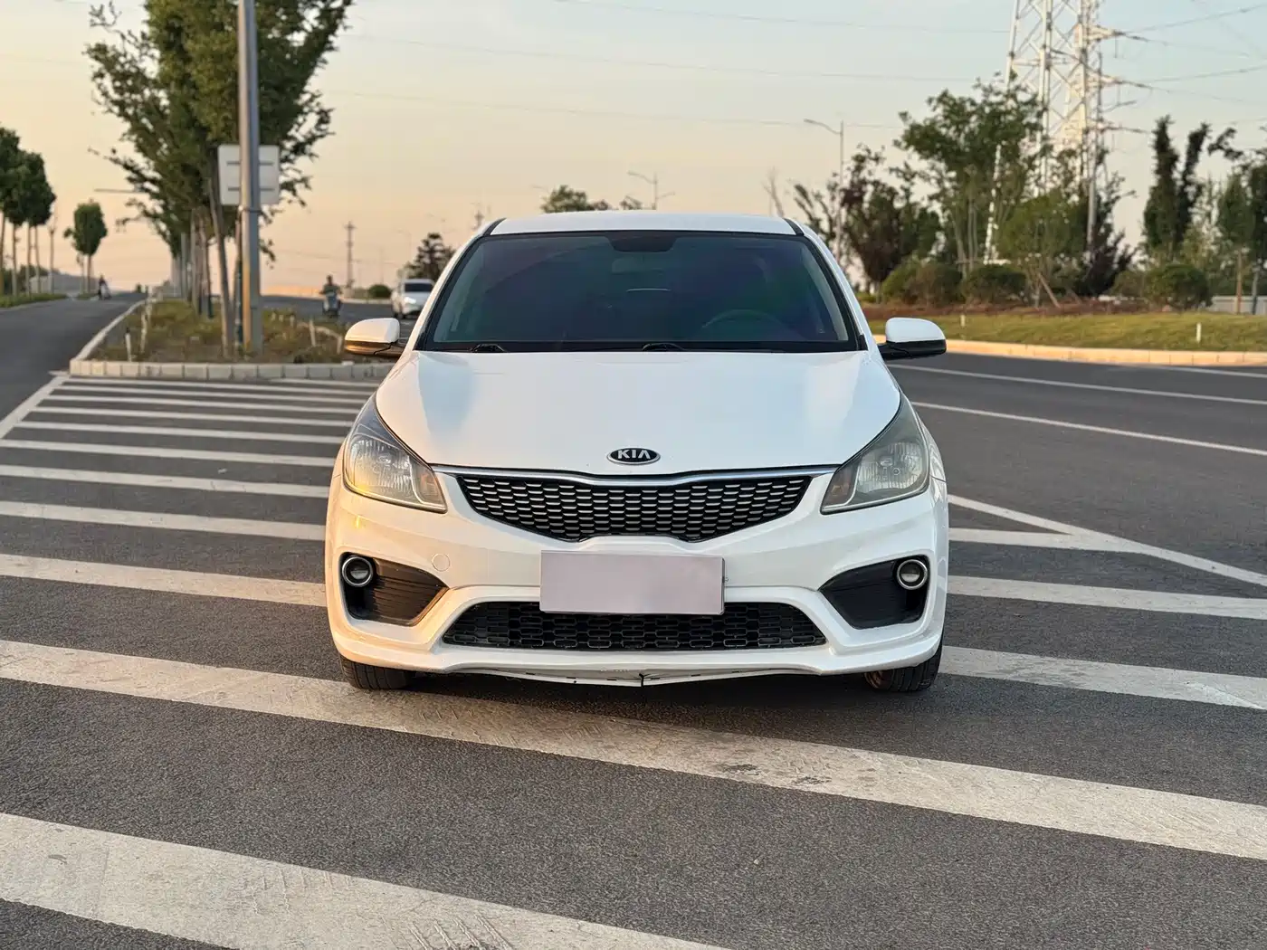 Kia K2 2017 Sedan 1.4L AT GLS фото 2