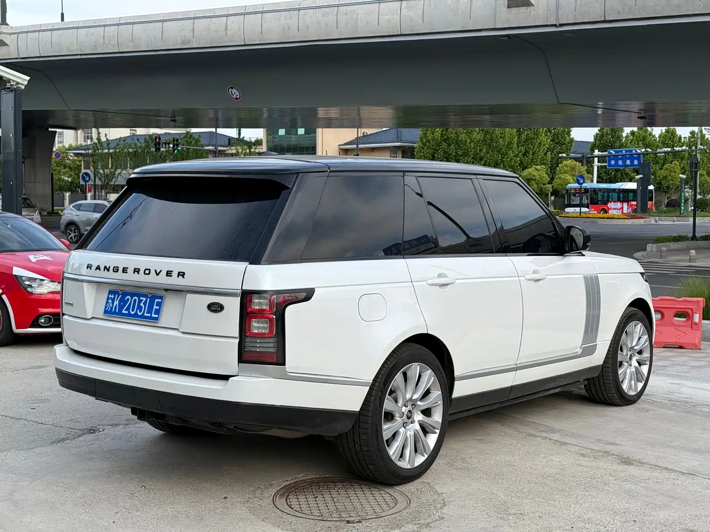 Land Rover Range Rover 2013 5.0 SC V8 Vogue SE фото 5