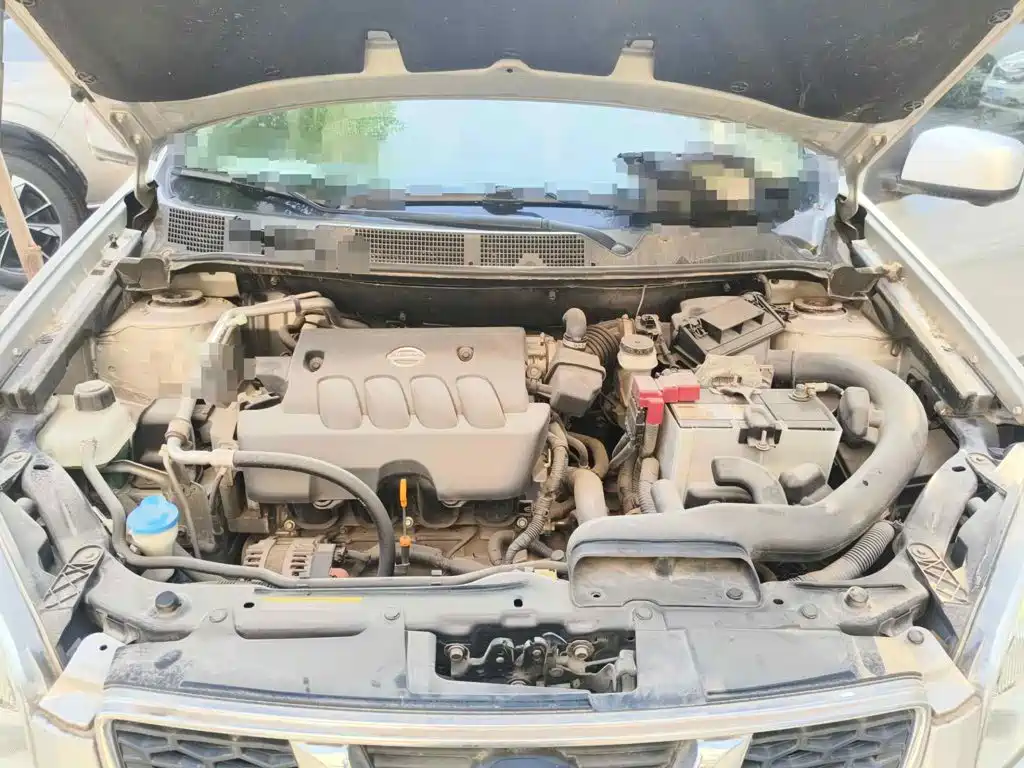 Nissan Qashqai 2012 2011 2.0XV Thunder CVT 2WD