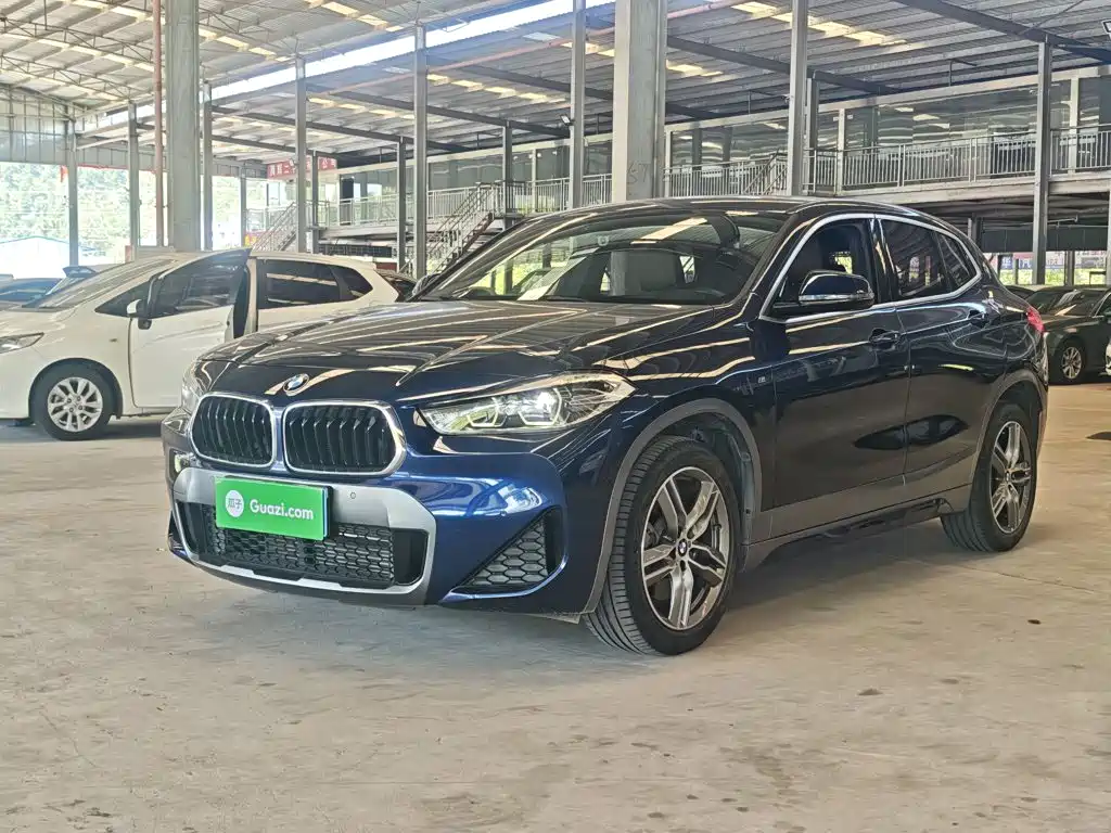 Photo 1 - BMW X2