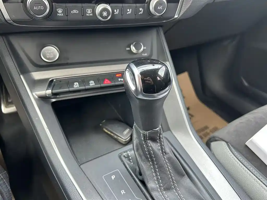 Audi Q3 2019 40 TFSI Fashion Dynamic фото 20