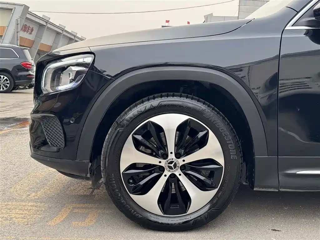 Mercedes-Benz GLB 2023 GLB 220 Style фото 4