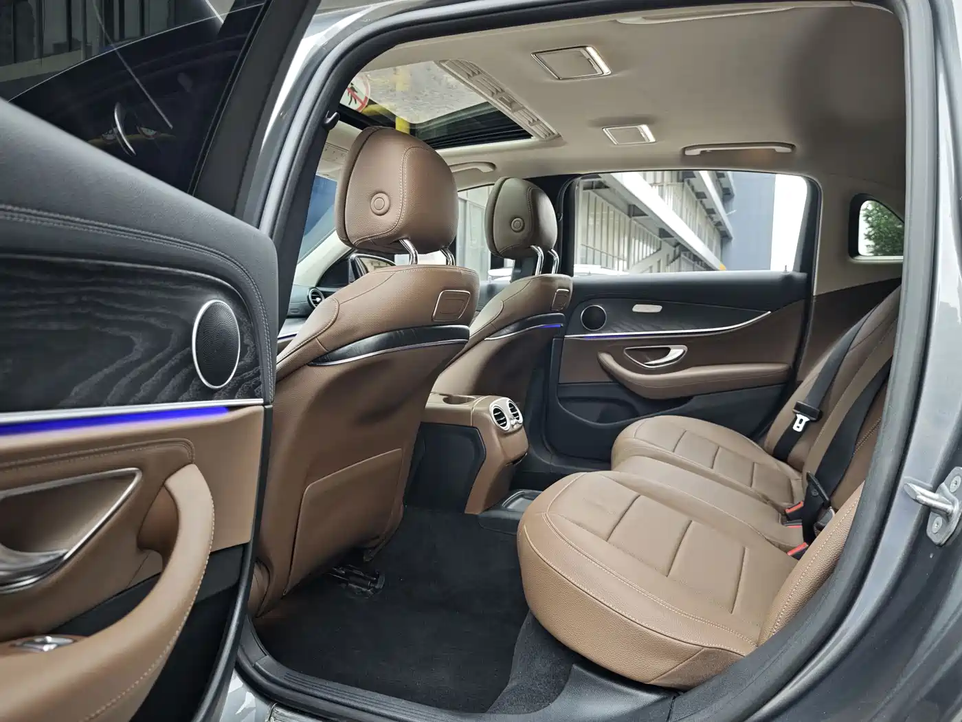 Mercedes-Benz E-Class 2019 E 200 L Sport фото 7