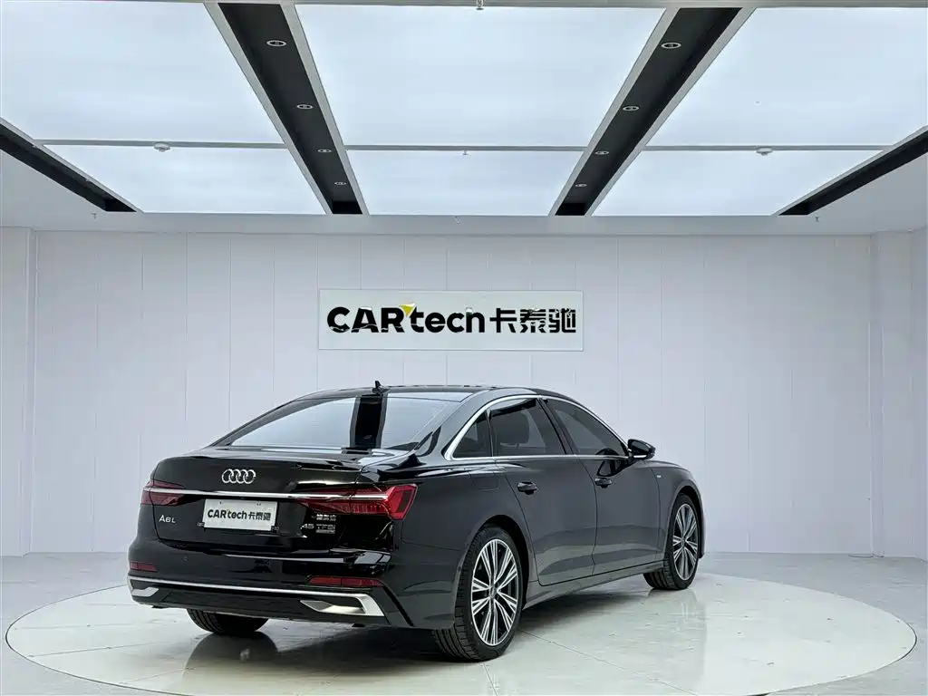 Audi A6L 2025 45 TFSI quattro Premium Sport фото 5