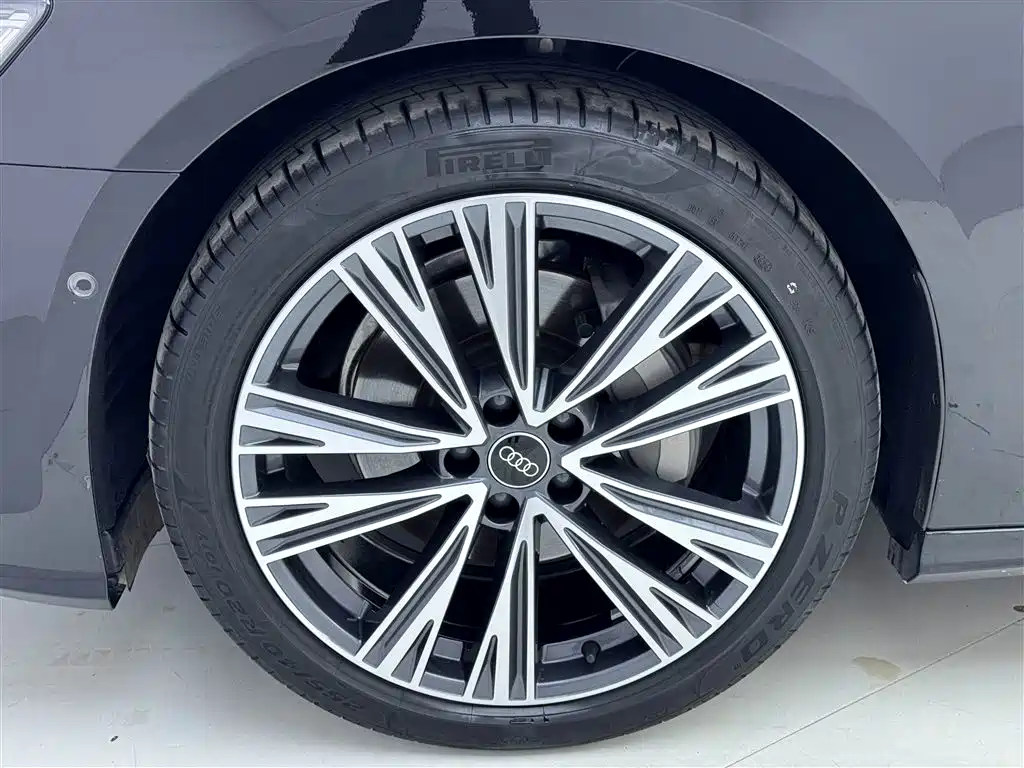 Audi A6L 2025 45 TFSI quattro Premium Sport фото 11