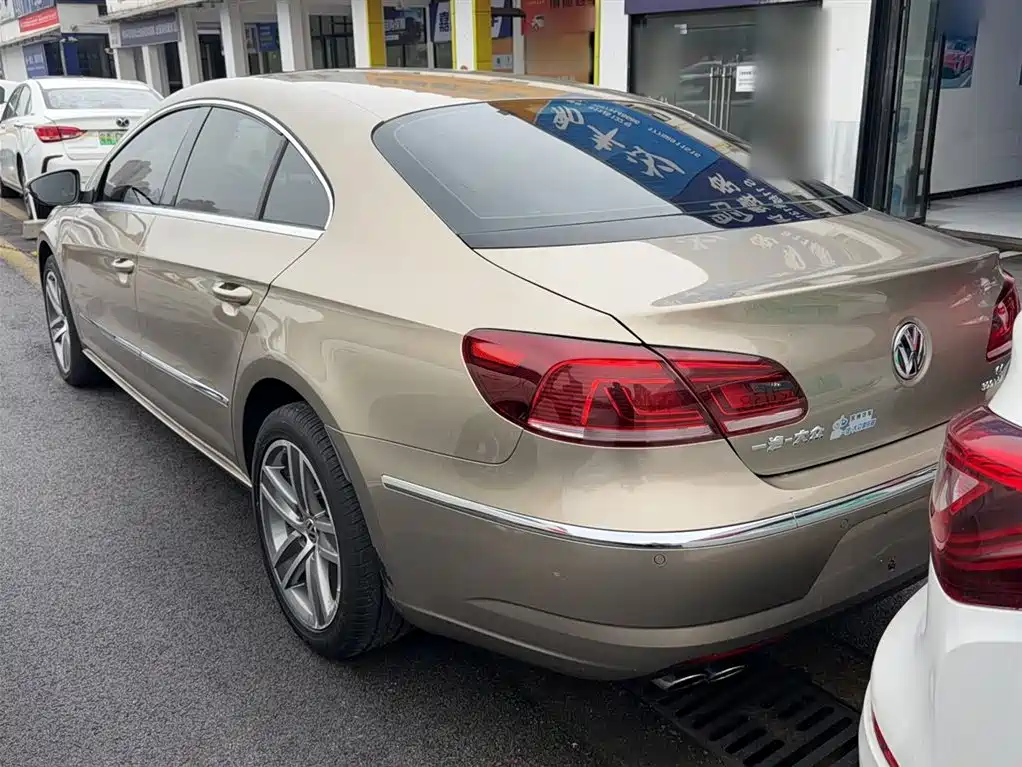 Volkswagen FAW-Volkswagen CC 2016 Model 1.8TSI Premium фото 13