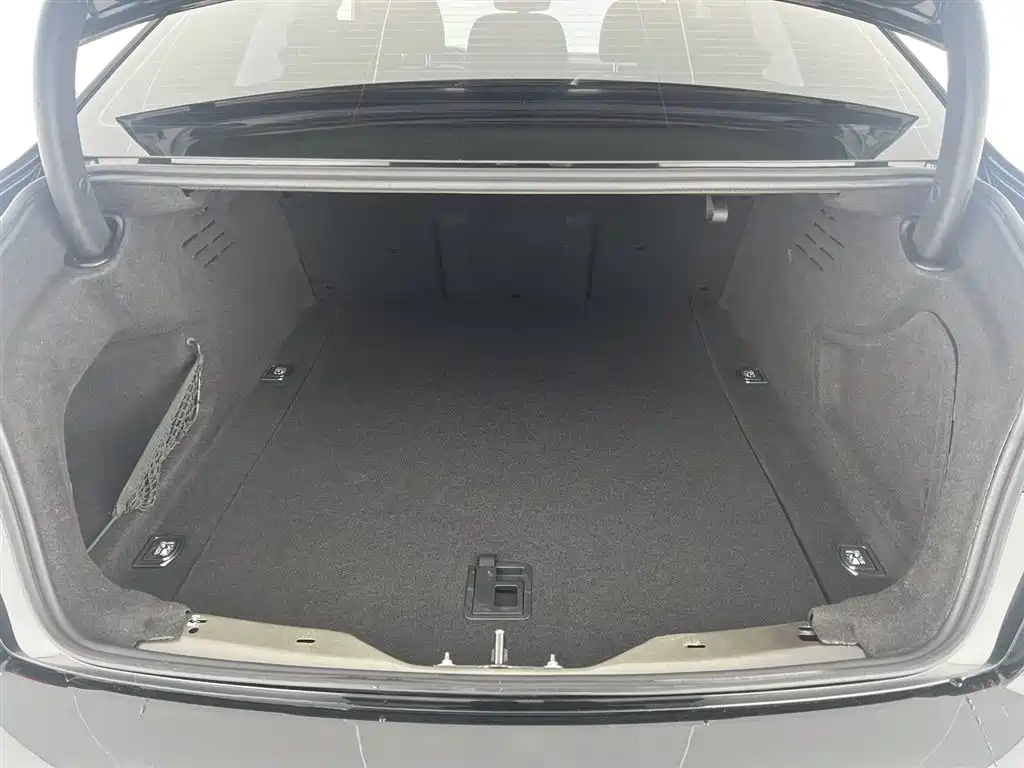 Audi A6L 2022 55 TFSI quattro Premium Dynamic фото 34