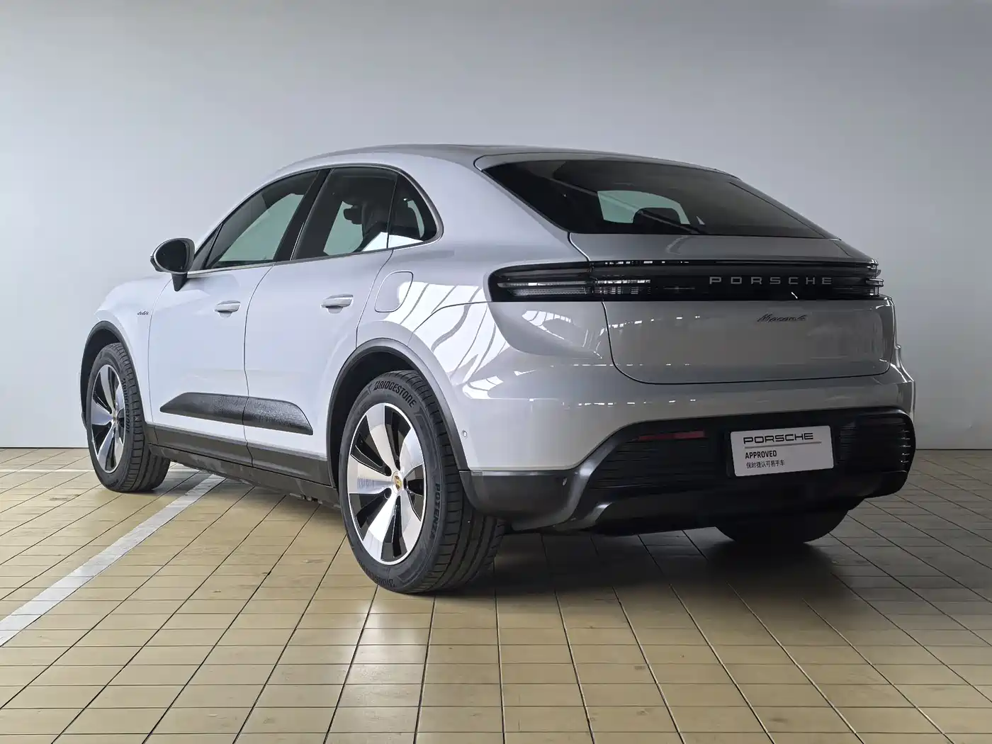 PORSCHE MACAN NEW ENERGY