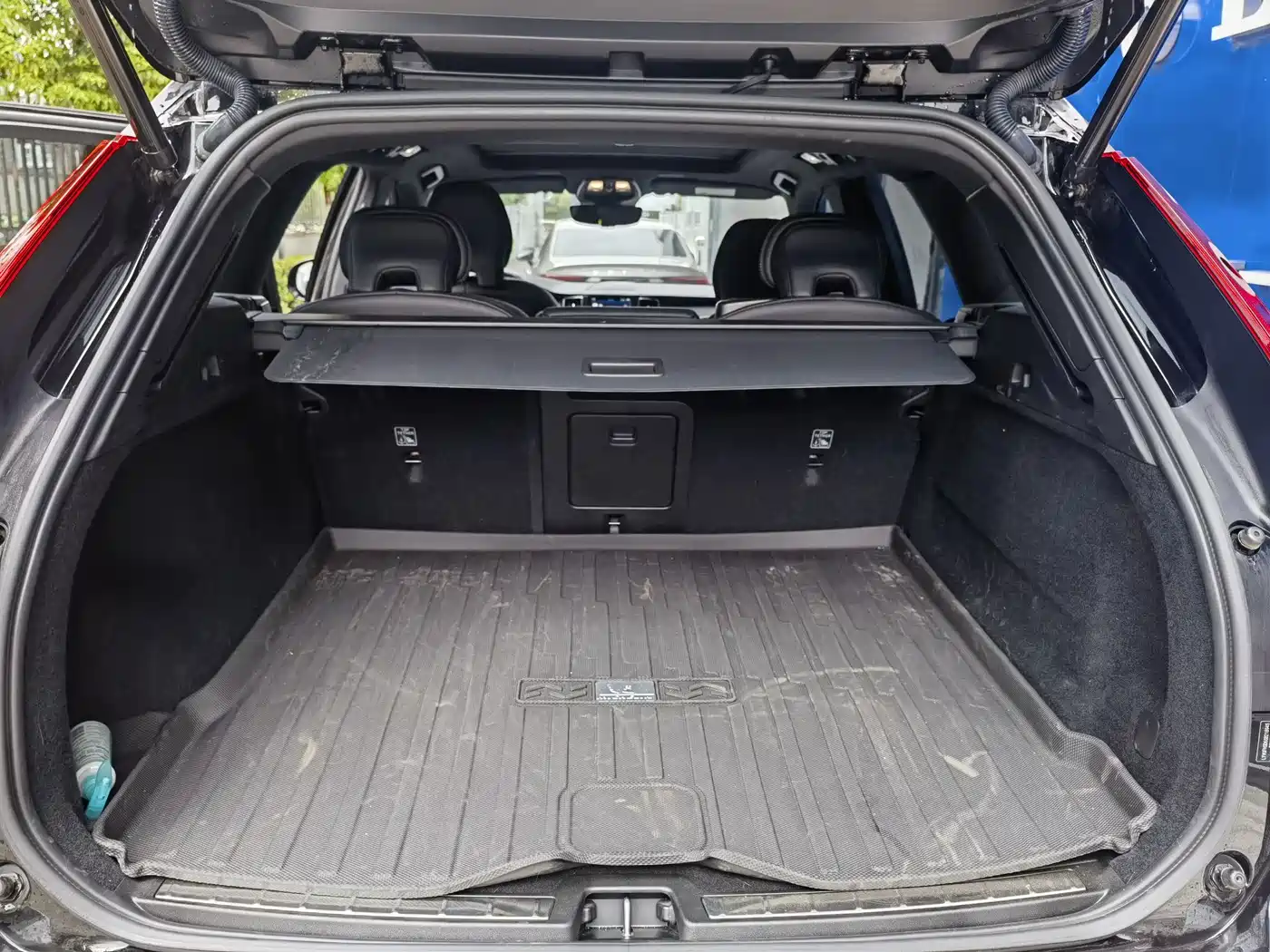 VOLVO XC60 PLUG IN HYBRID