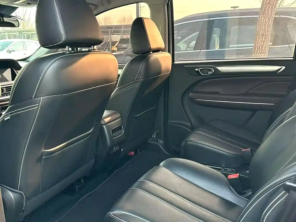 GAC Trumpchi Trumpchi M6 2023 PRO 270T DCT Luxury Edition фото 8