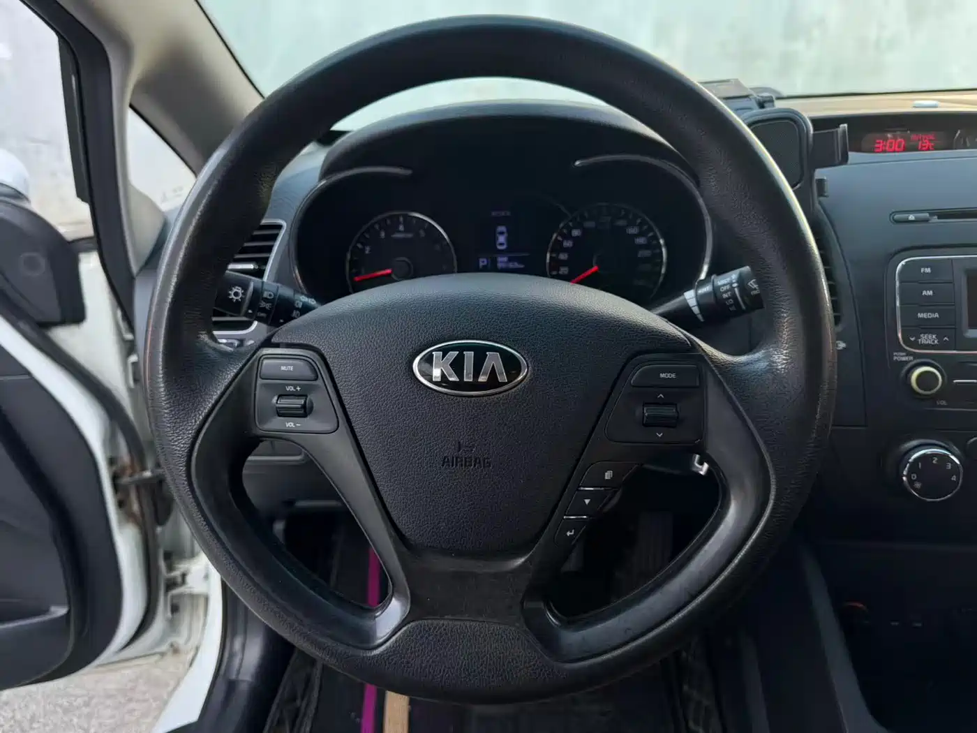 Kia K3 2013 1.6L Automatic GL фото 8
