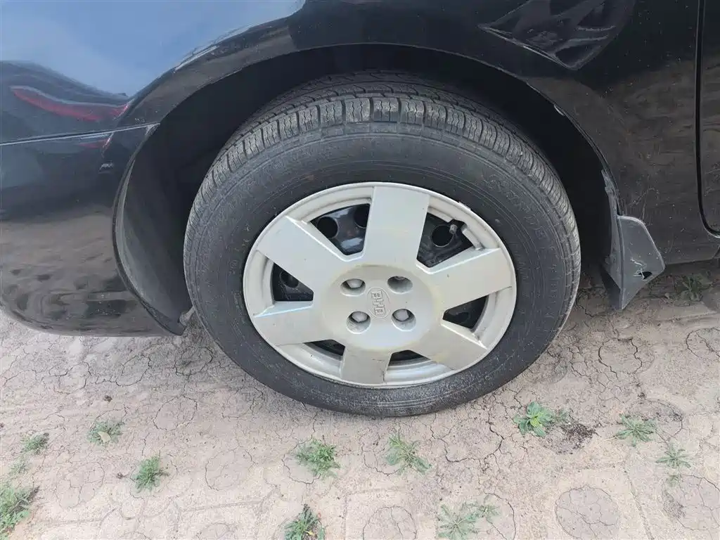 BYD F3 2012 Energy-saving Edition 1.5L Manual Comfort фото 23