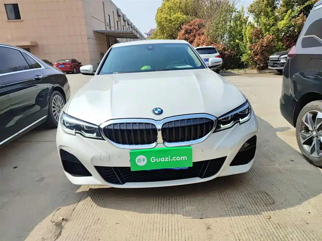 BMW 3 Series 2022 325Li M Sport Package фото 3