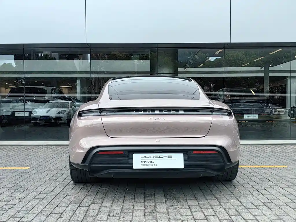 Porsche Taycan 2021 2020 Taycan