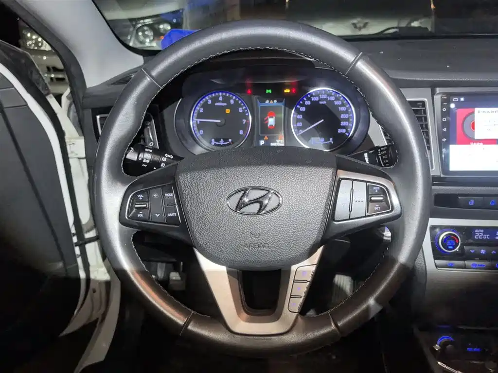 Hyundai Mistra 2014 1.8L Auto Premium DLX фото 3