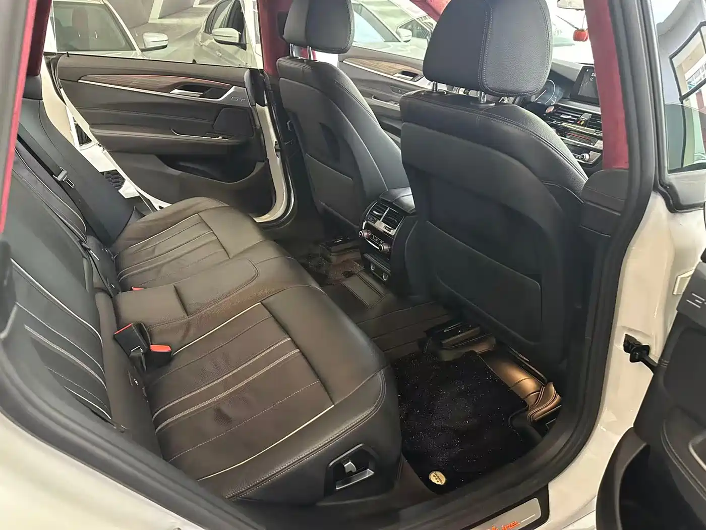 BMW 6 Series GT 2019 630i Luxury Design Package фото 5