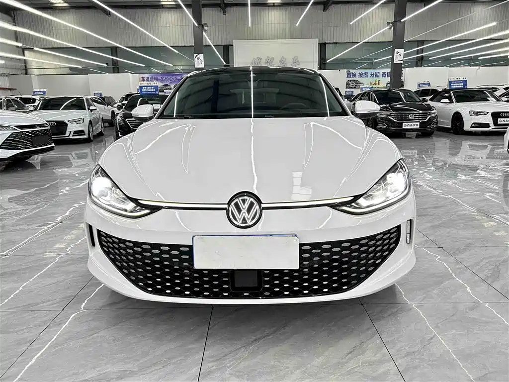 VOLKSWAGEN LINGDU