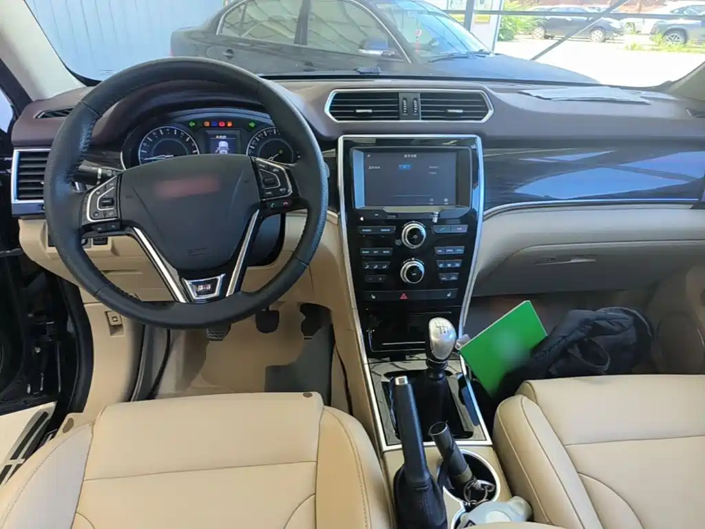 Haval H2 2015 2014 1.5T Manual 2WD Elite Edition
