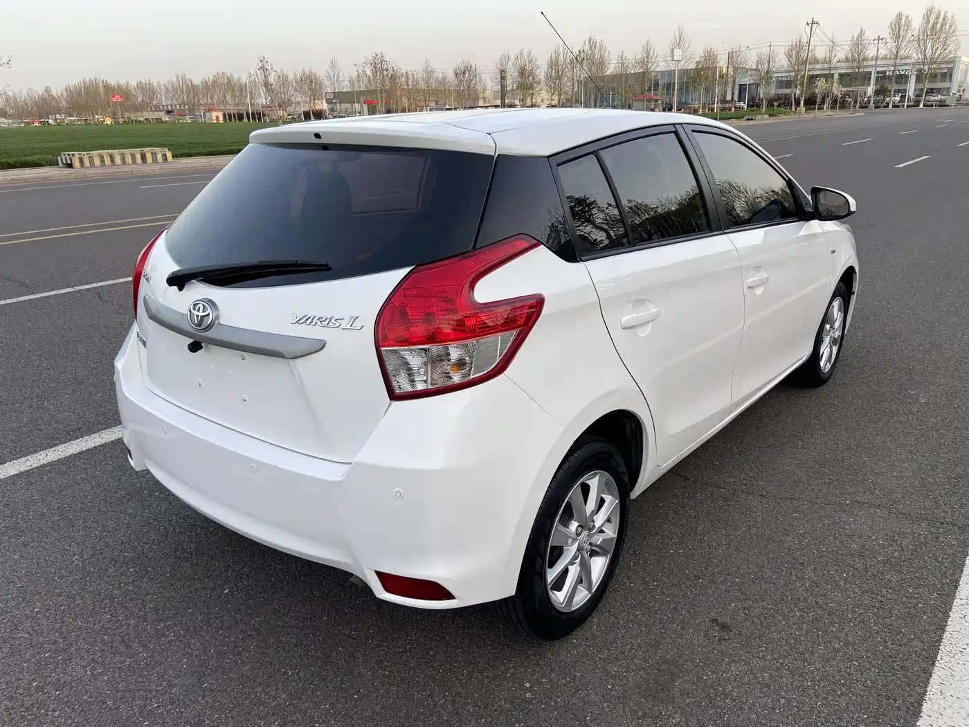 Toyota YARiS L Zhi Xuan 2014 1.5G Automatic Dynamic Edition фото 4