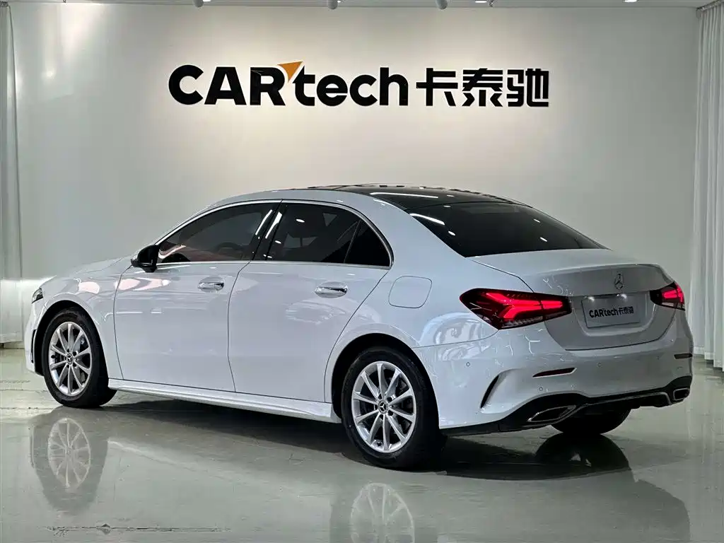 Mercedes-Benz A-Class 2019 A 200 L Sport Sedan фото 7