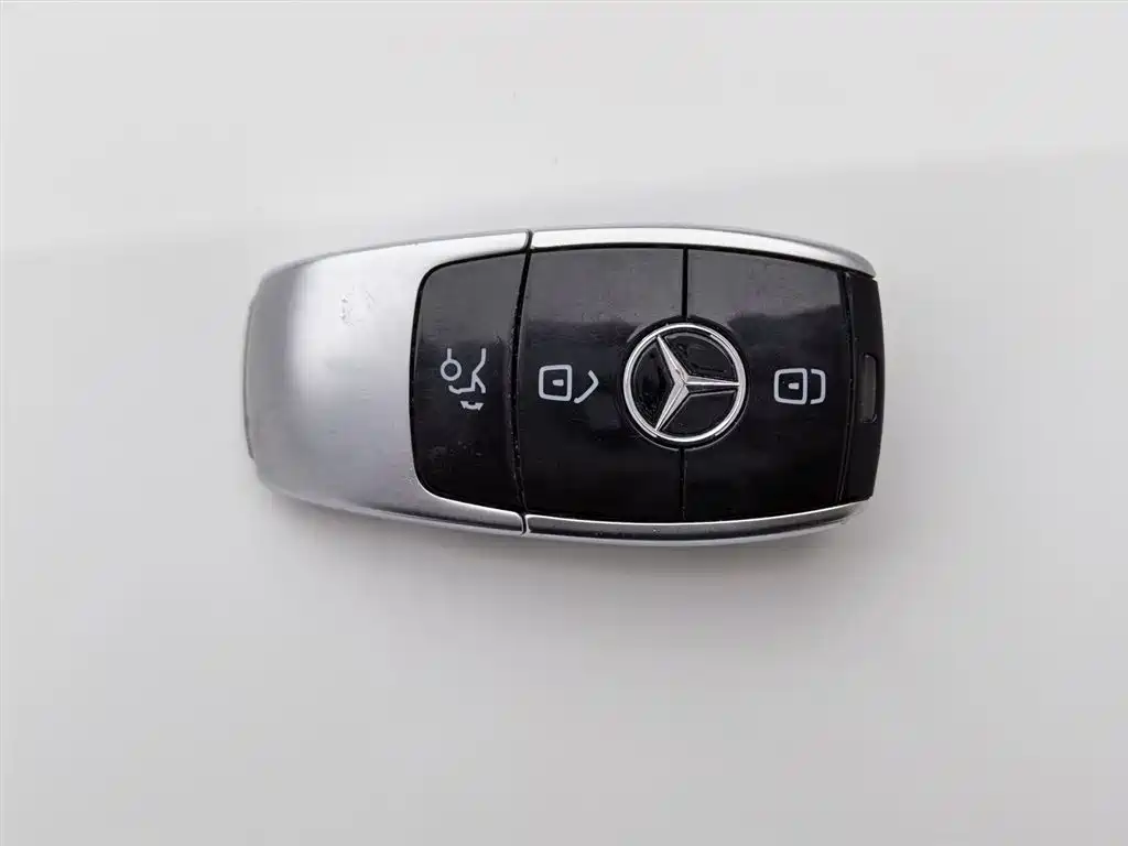 Mercedes-Benz E-Class 2020 Facelift E 260 L Sport фото 19