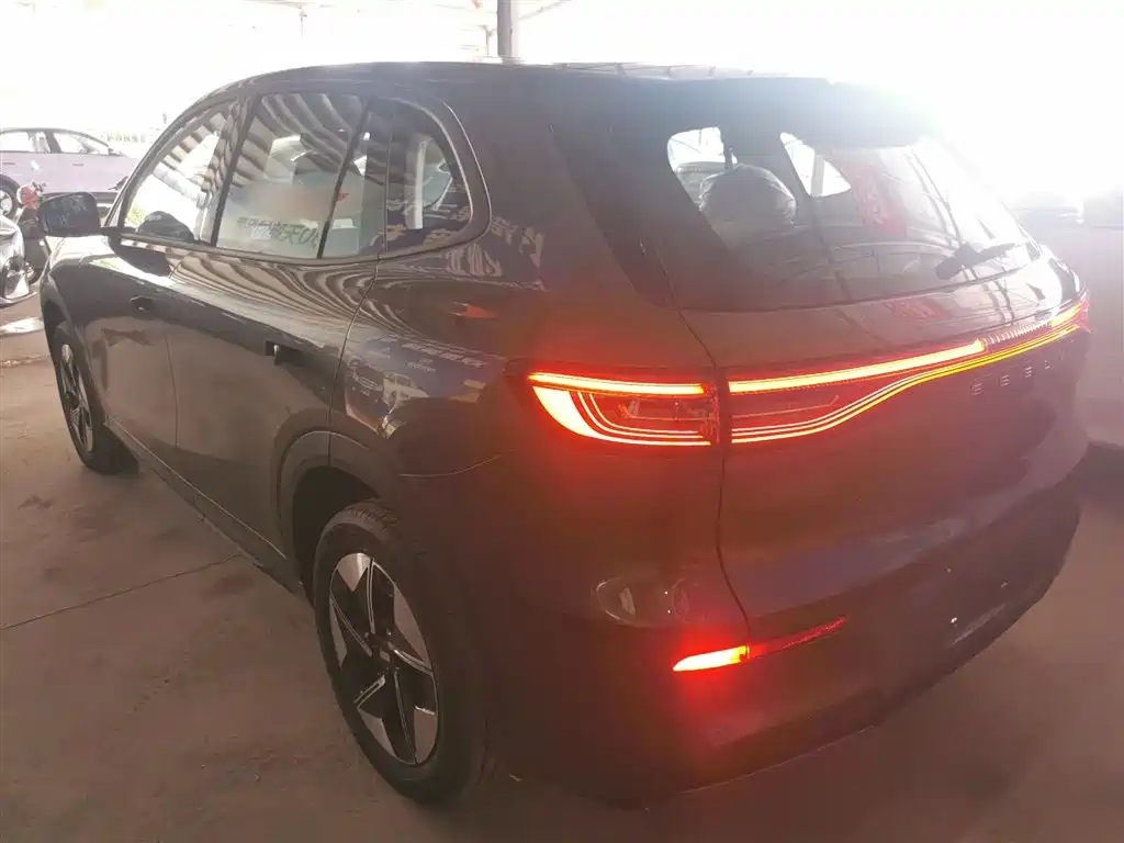 Geely Galaxy Galaxy E5 2026 530km Voyager Edition фото 5
