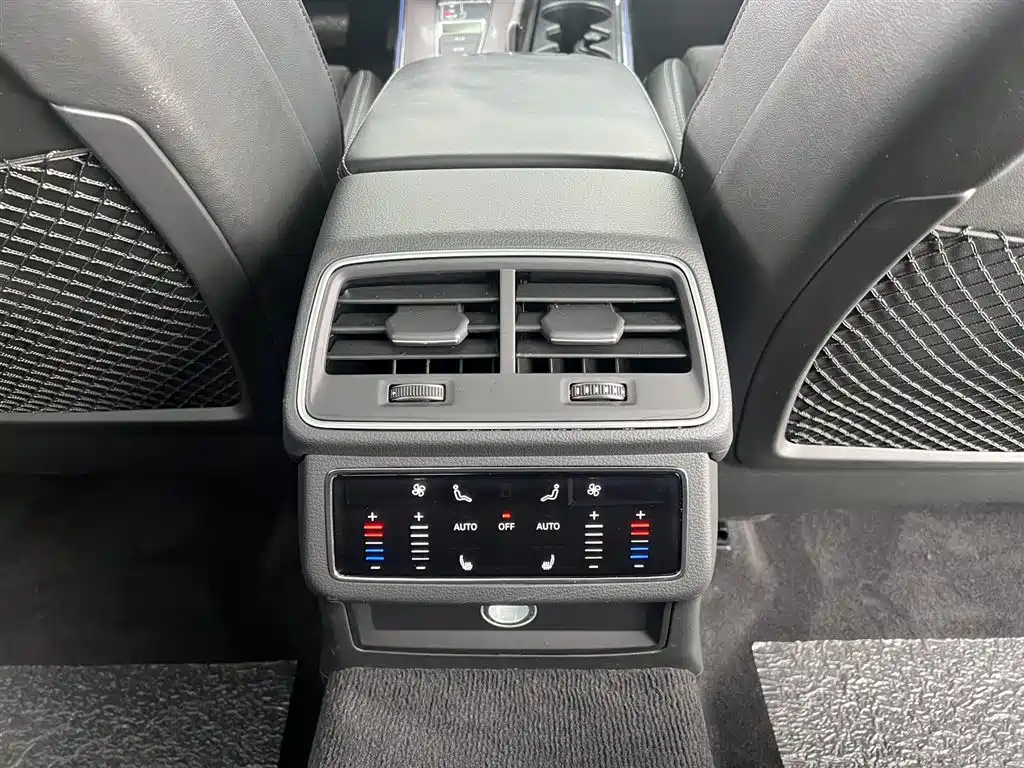 Audi A6L 2022 55 TFSI quattro Premium Dynamic фото 26