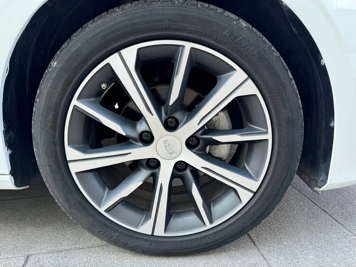GEELY EMGRAND