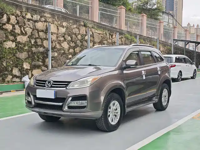 Jiangling Yusheng S350 2014 2.4T Automatic 2WD Diesel Luxury Sunroof 7-seater