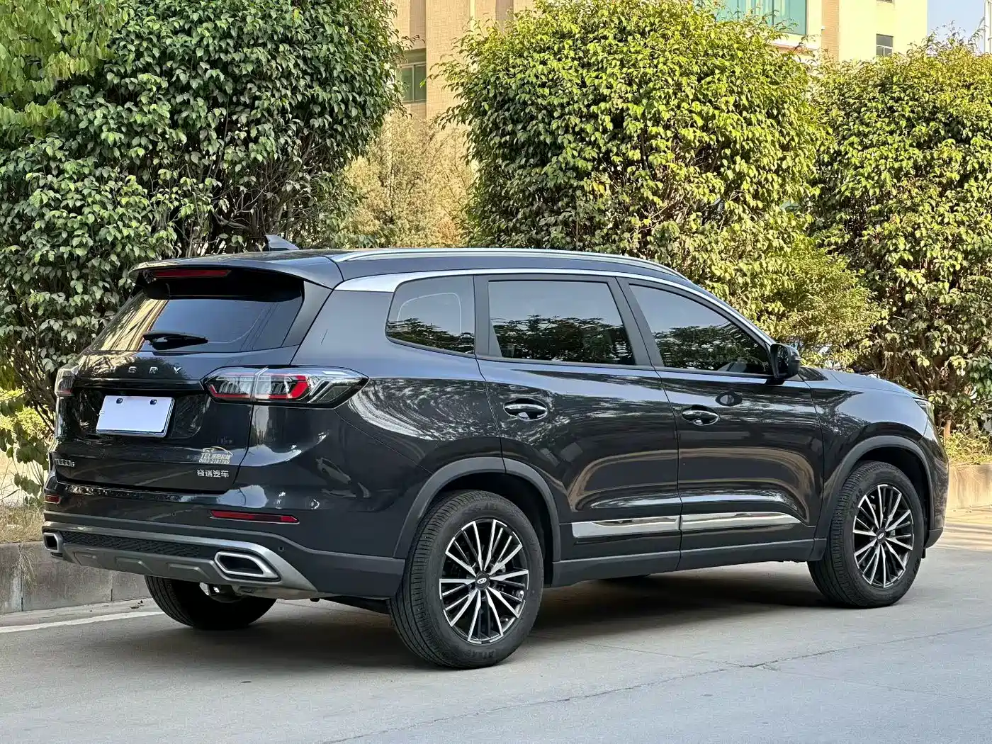 CHERY TIGGO 8
