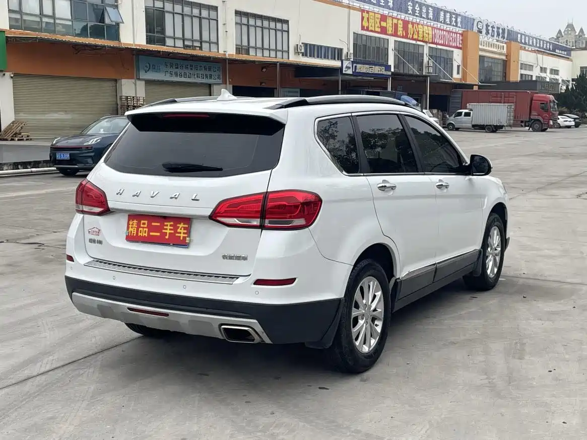Photo 5 - Haval H6